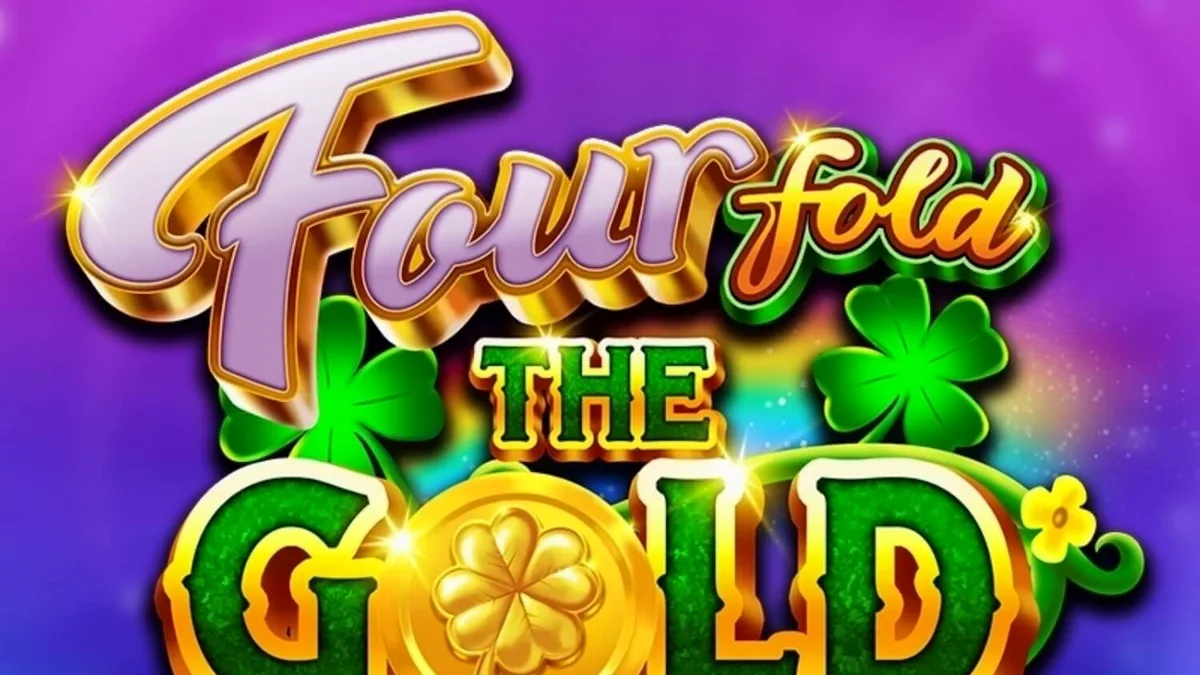 O slot Fourfold the Gold com tema de duende espacial e galáxias ao fundo